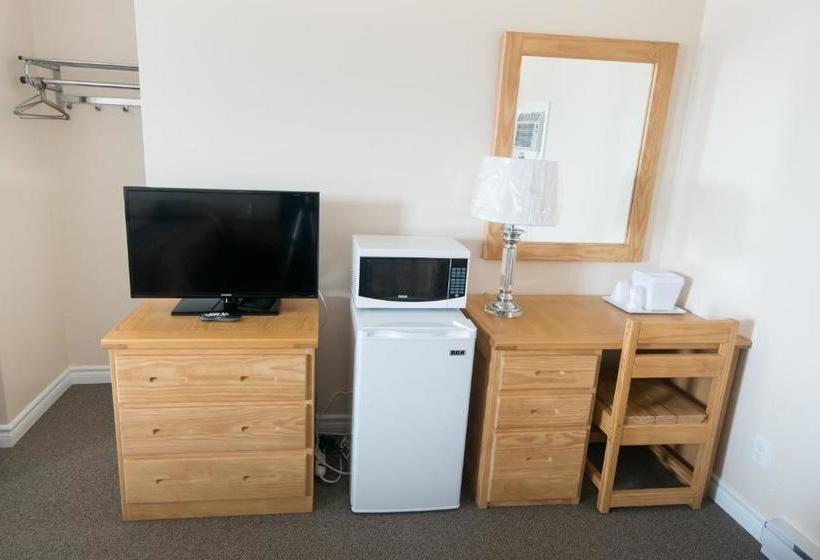 Мотель Trapper's Choice Inn & Restaurant