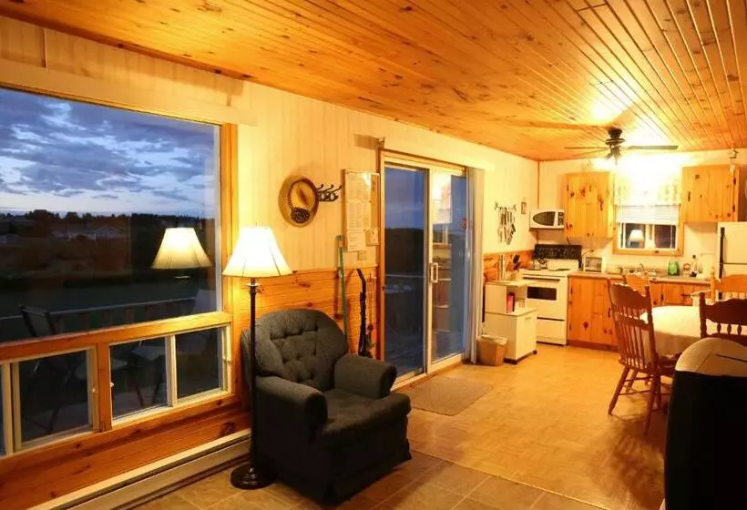 リゾートホテル Blue Crest Cottages