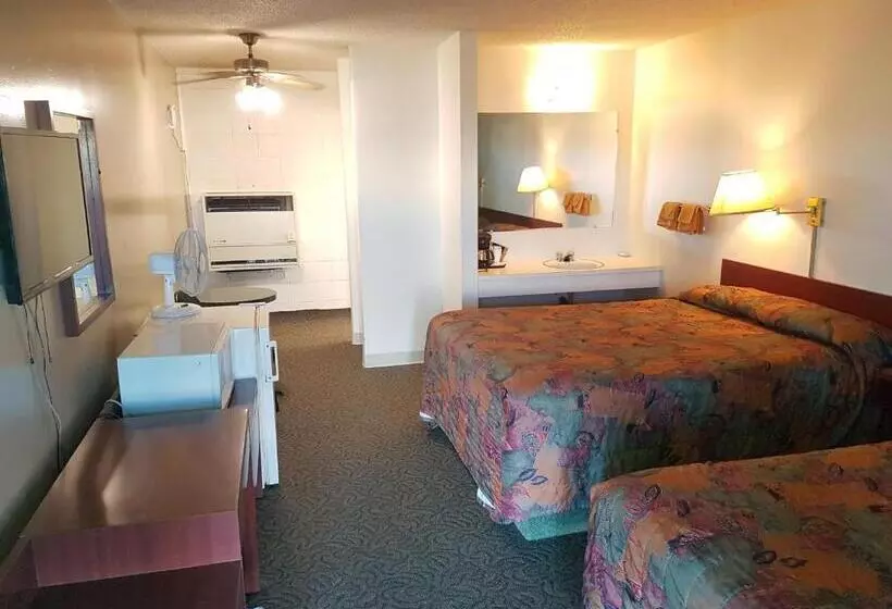 Shamrock Motel