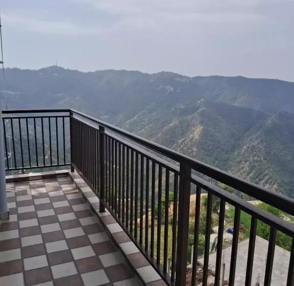 ベッドアンドブレックファースト Traveller Inn Shimla