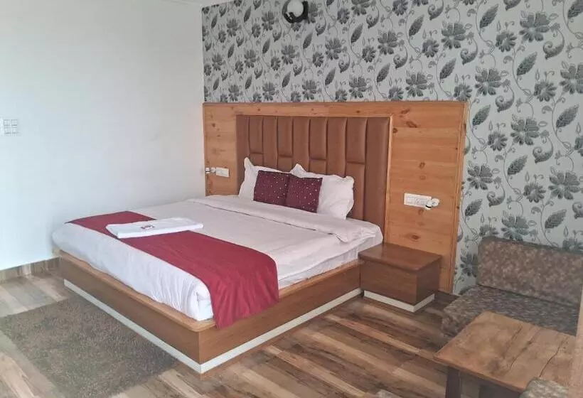 ベッドアンドブレックファースト Traveller Inn Shimla