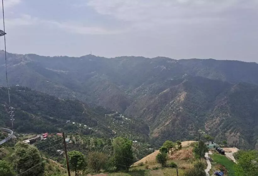 ベッドアンドブレックファースト Traveller Inn Shimla