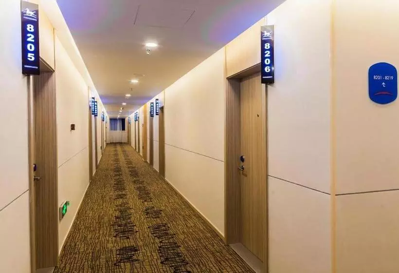 Hanting Hotel Hanzhong Tianhan Avenue Railway Station