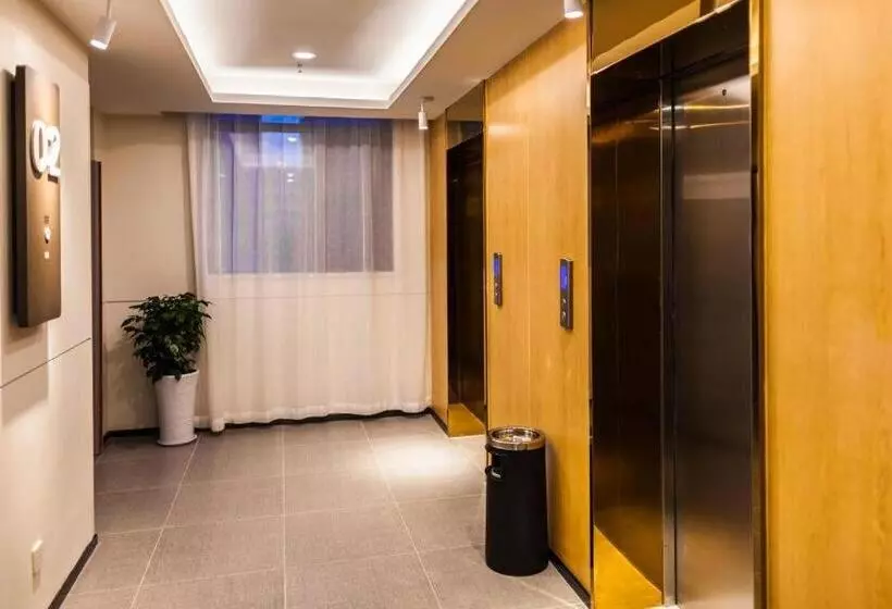 Hanting Hotel Hanzhong Tianhan Avenue Railway Station