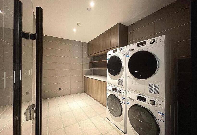 Hanting Hotel Luohe Linying Yingchuan Avenue