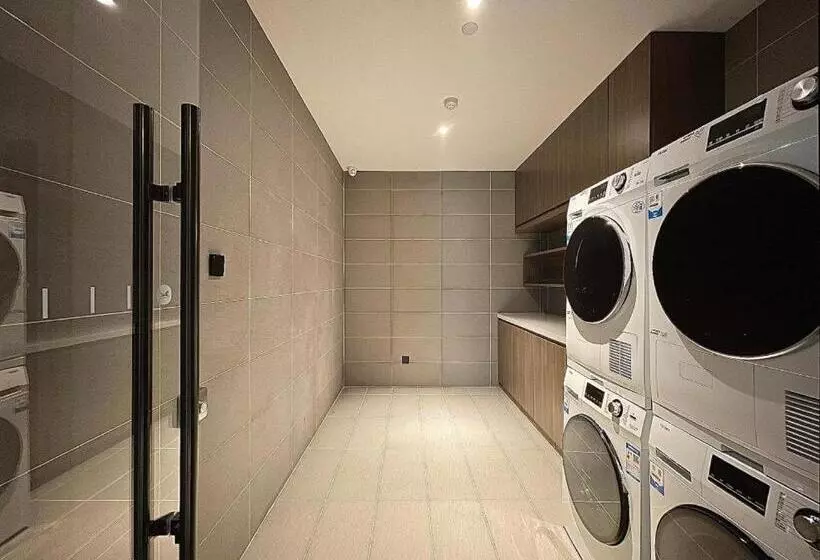 Hanting Hotel Luohe Linying Yingchuan Avenue