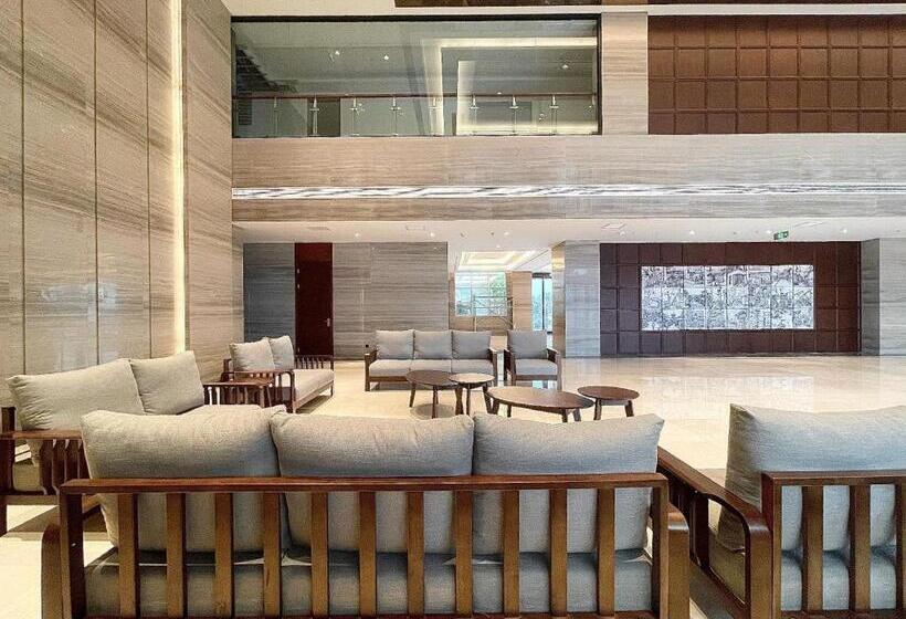 Hanting Hotel Luohe Linying Yingchuan Avenue