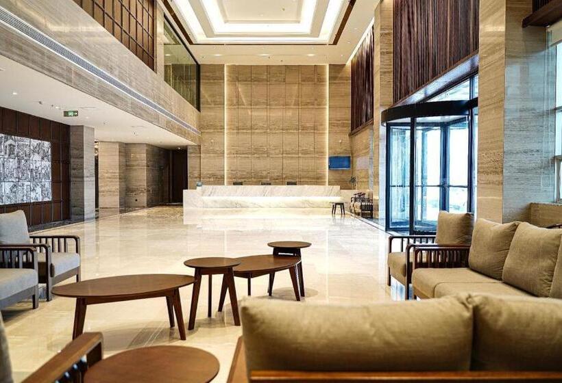 Hanting Hotel Luohe Linying Yingchuan Avenue