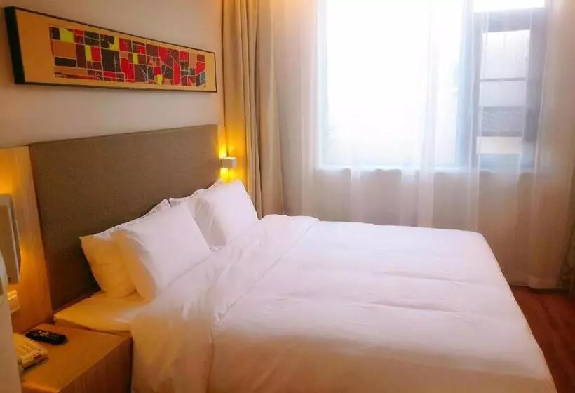 Hanting Hotel Zhoukou Xiangcheng People Square