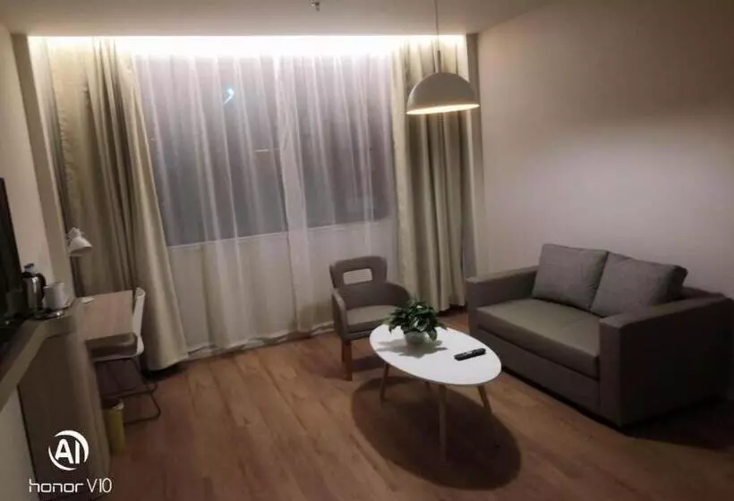 Hanting Hotel Zhoukou Xiangcheng People Square