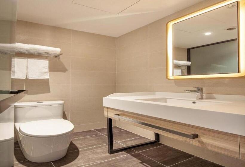 Hanting Premium Hotel Qingdao Yongping Road Metro Station