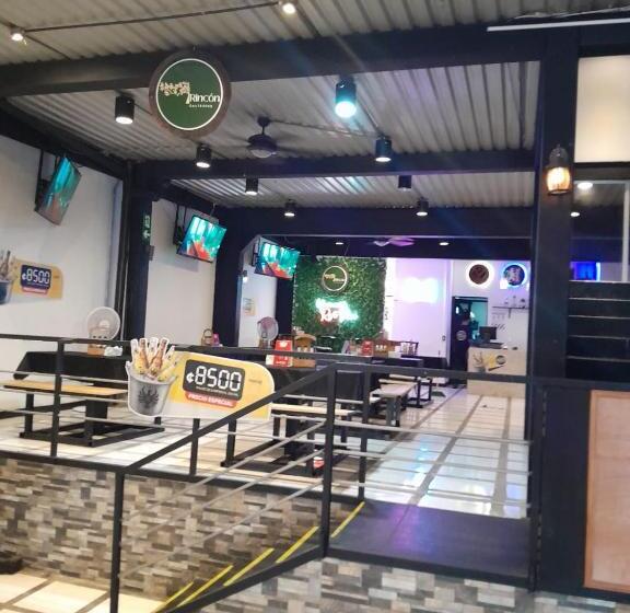 هتل Costa Rica Inn