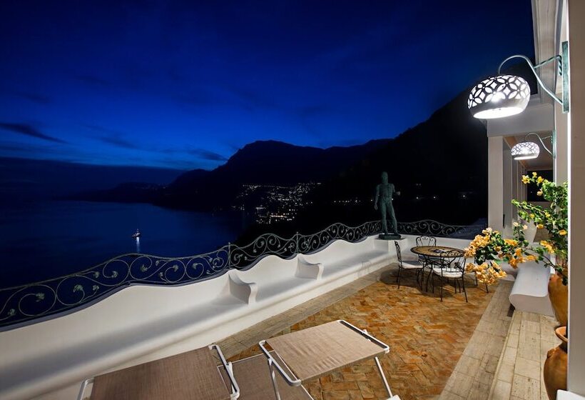 בית מלון כפרי Villa Santa Chiara Positano Suites