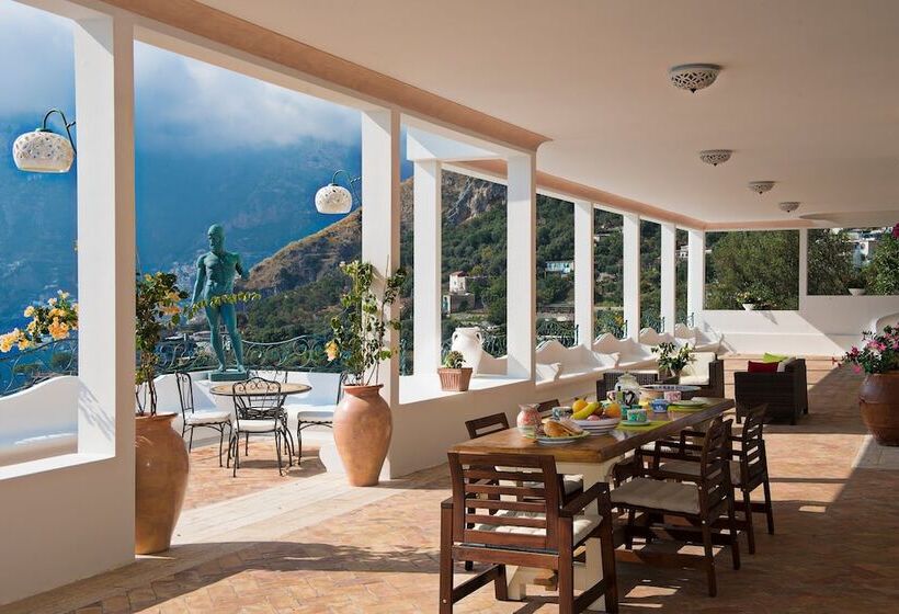 בית מלון כפרי Villa Santa Chiara Positano Suites