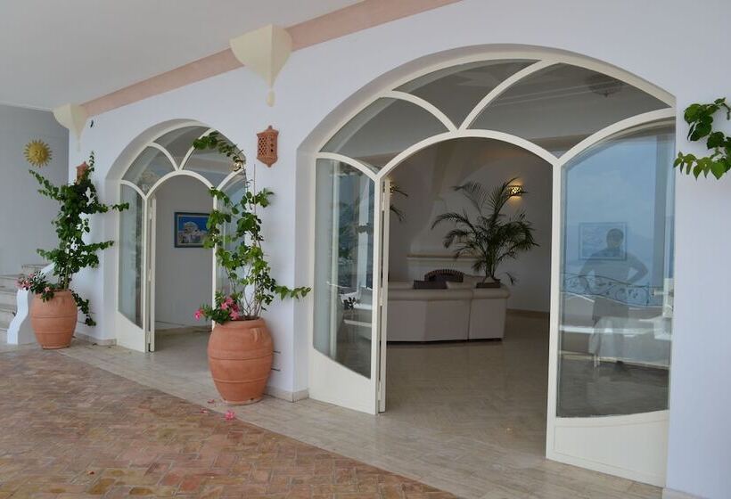 בית מלון כפרי Villa Santa Chiara Positano Suites
