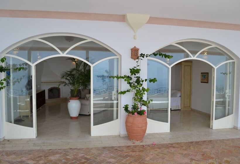 בית מלון כפרי Villa Santa Chiara Positano Suites