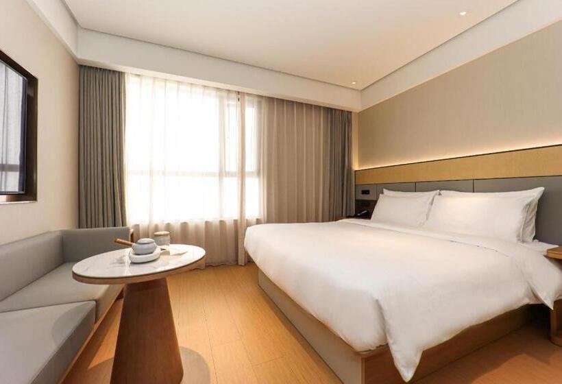 Ji Hotel Shanghai Xujiahui Guanshengyuan Road