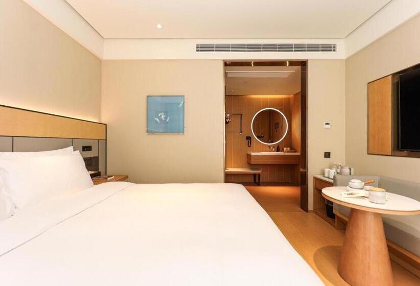 Ji Hotel Shanghai Xujiahui Guanshengyuan Road