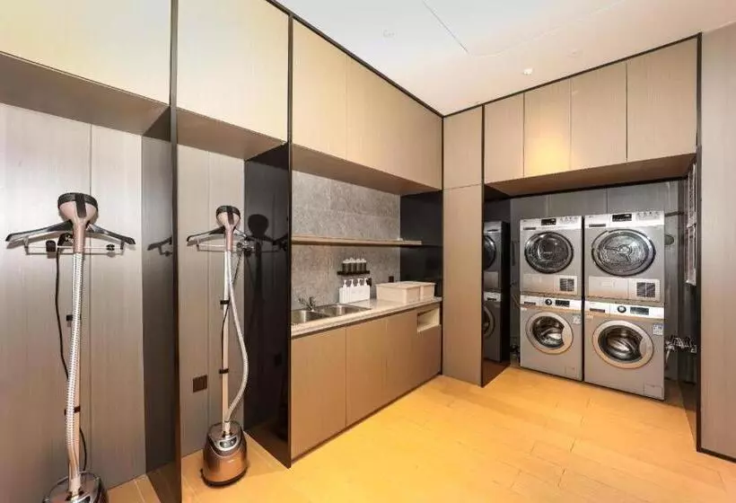 Ji Hotel Shanghai Xujiahui Guanshengyuan Road