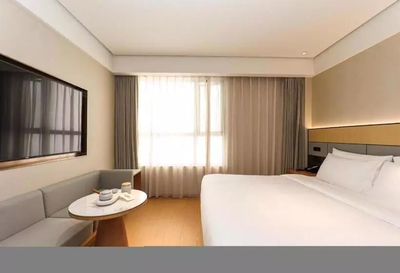 Ji Hotel Shanghai Xujiahui Guanshengyuan Road