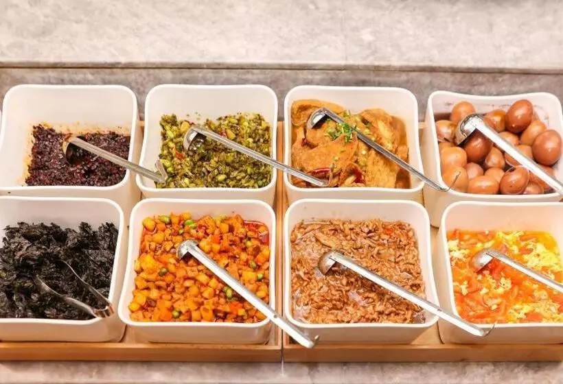 Ji Hotel Shanghai Xujiahui Guanshengyuan Road