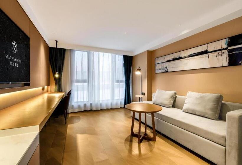 Starway Hotel Harbin West Station West Square