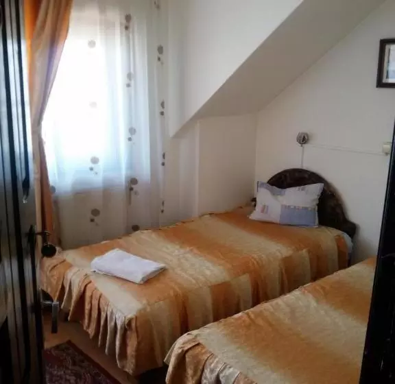 Aamiaismajoitus (B&B) Riviera Valceana