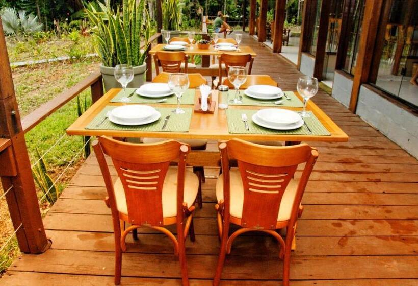 هتل Amazon Premium Lodge