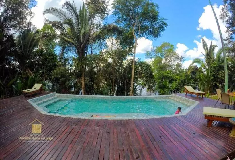 ホテル Amazon Premium Lodge