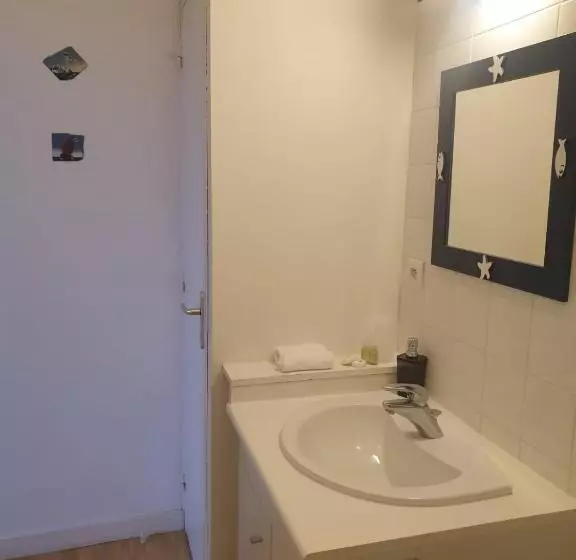 Hotelli Auberge Du Couesnon