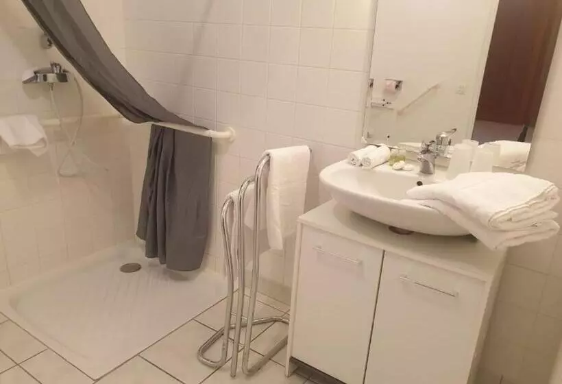 Hotelli Auberge Du Couesnon