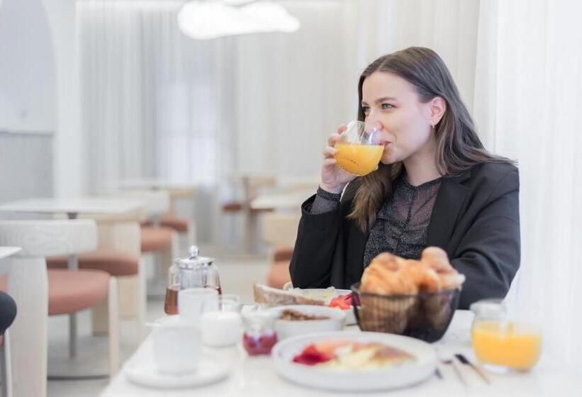 בית מלון כפרי Hôtel De La Cigogne