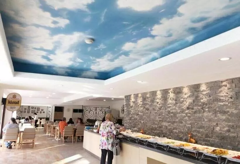 Hotelli Lake Hills Sokrisan