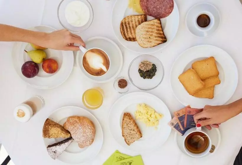 Majatalo Calanca Rooms