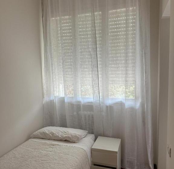 پانسیون Room & Breakfast D Annunzio