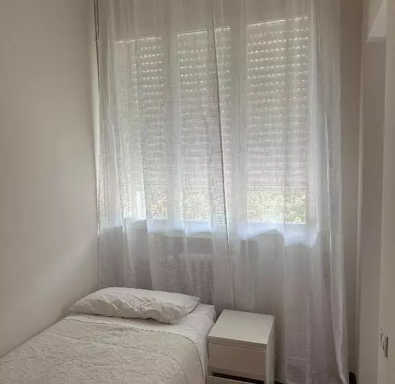 پانسیون Room & Breakfast D Annunzio