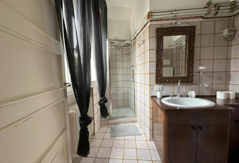 پانسیون Room & Breakfast D Annunzio