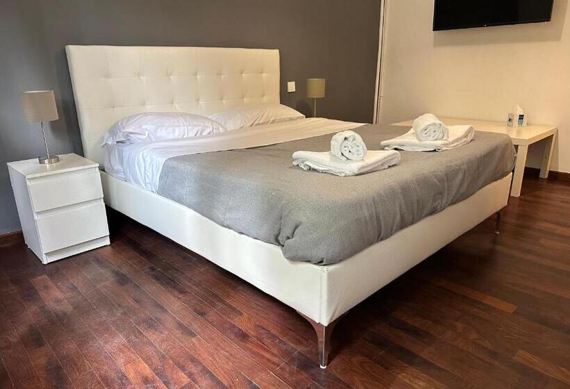 پانسیون Room & Breakfast D Annunzio