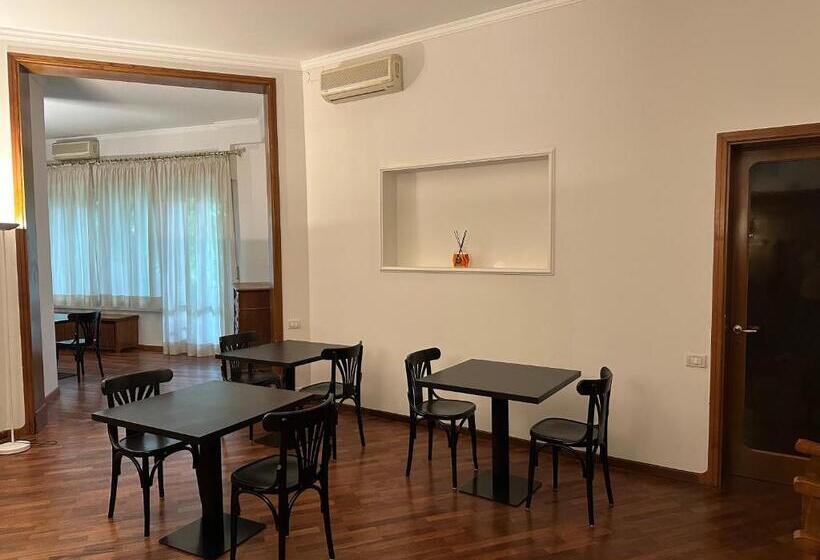 پانسیون Room & Breakfast D Annunzio