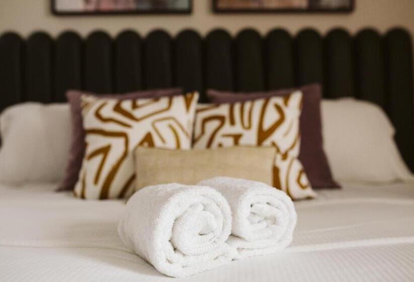 The Hillbrook Hotel & Spa   Sherborne