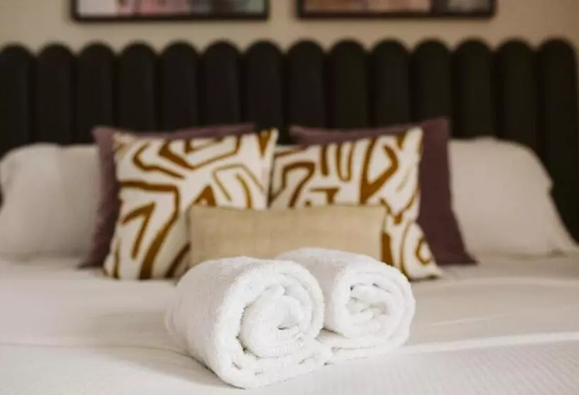 The Hillbrook Hotel & Spa   Sherborne