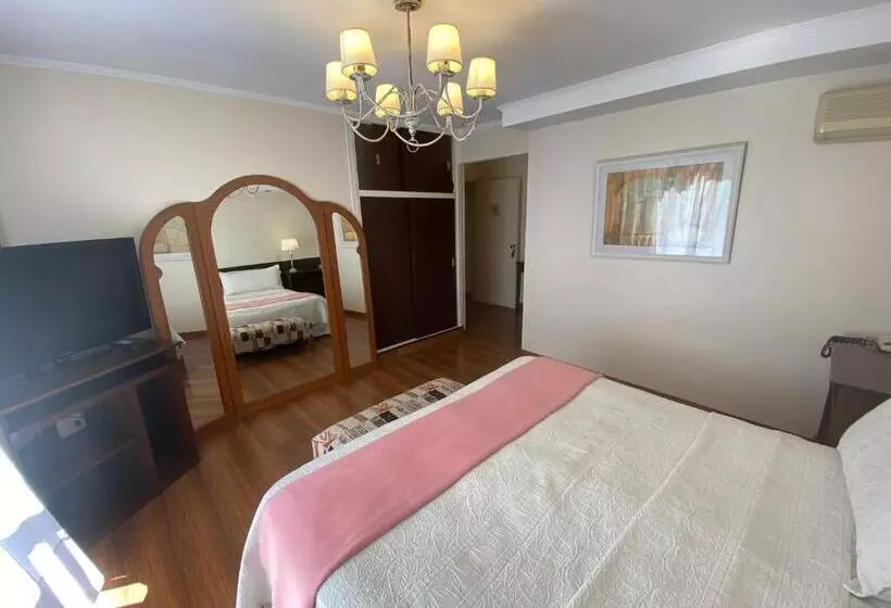 Retkeilymaja Hosteria Del Bosque