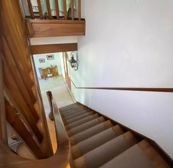 Retkeilymaja Hosteria Del Bosque