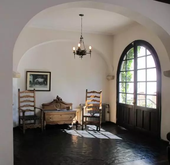 Retkeilymaja Hosteria Del Bosque