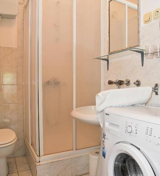 پانسیون Guesthouse Lanca