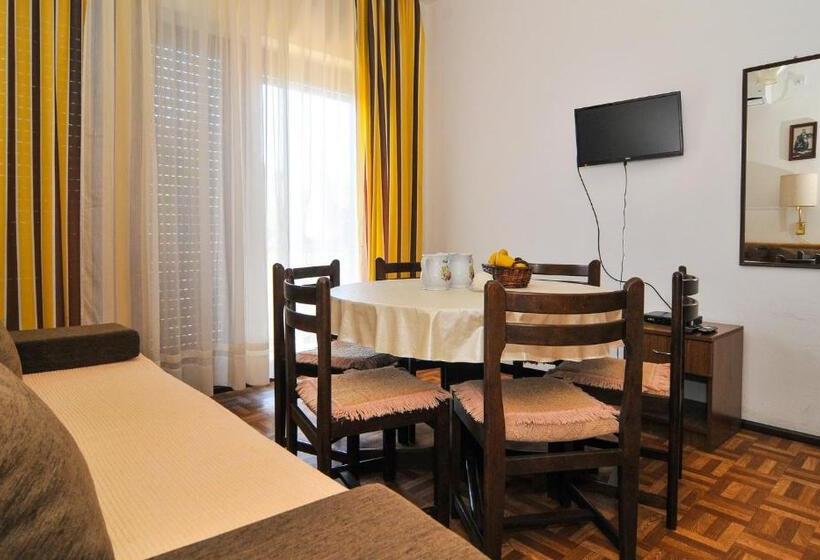 پانسیون Guesthouse Lanca