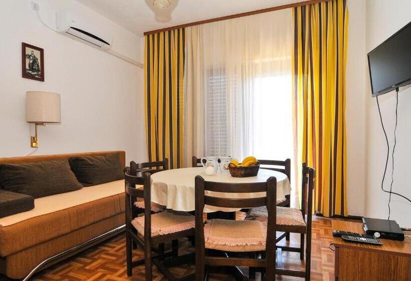 پانسیون Guesthouse Lanca