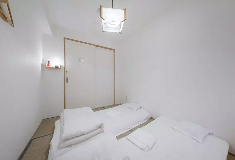 ユースホステル Super Conveniently Located The Guest House Hakodate Bay