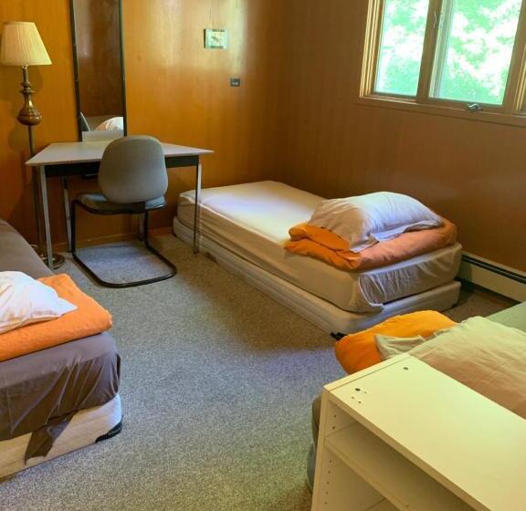 ユースホステル Vancouver Backpacker House