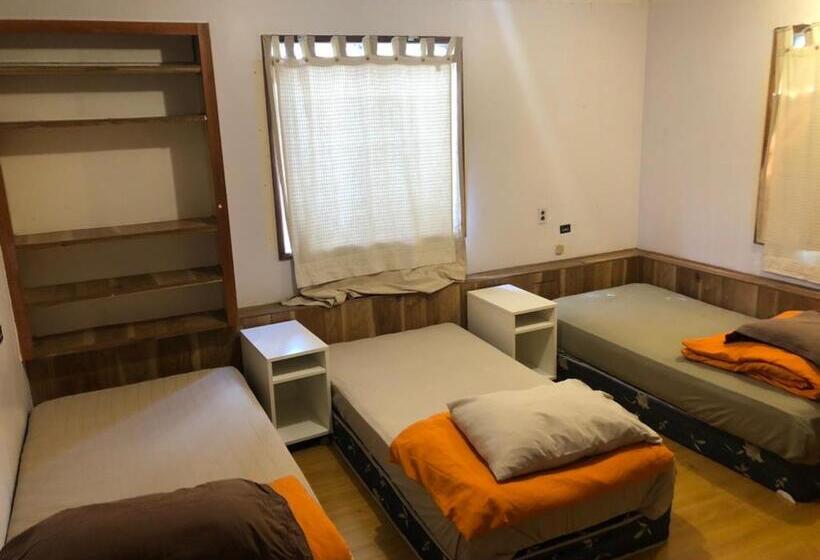 ユースホステル Vancouver Backpacker House